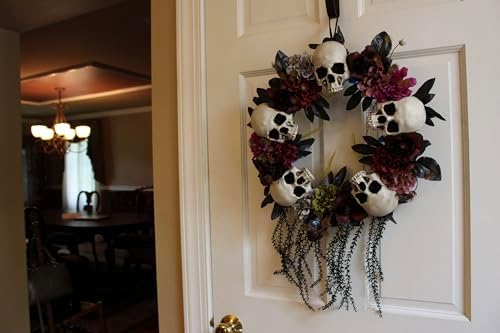Haunted Hill Farm 24-Inch Halloween Wreath with Skulls and Vines