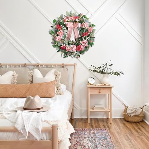22 Inch Summer Wreath with Hydrangea and Lambs Leaves