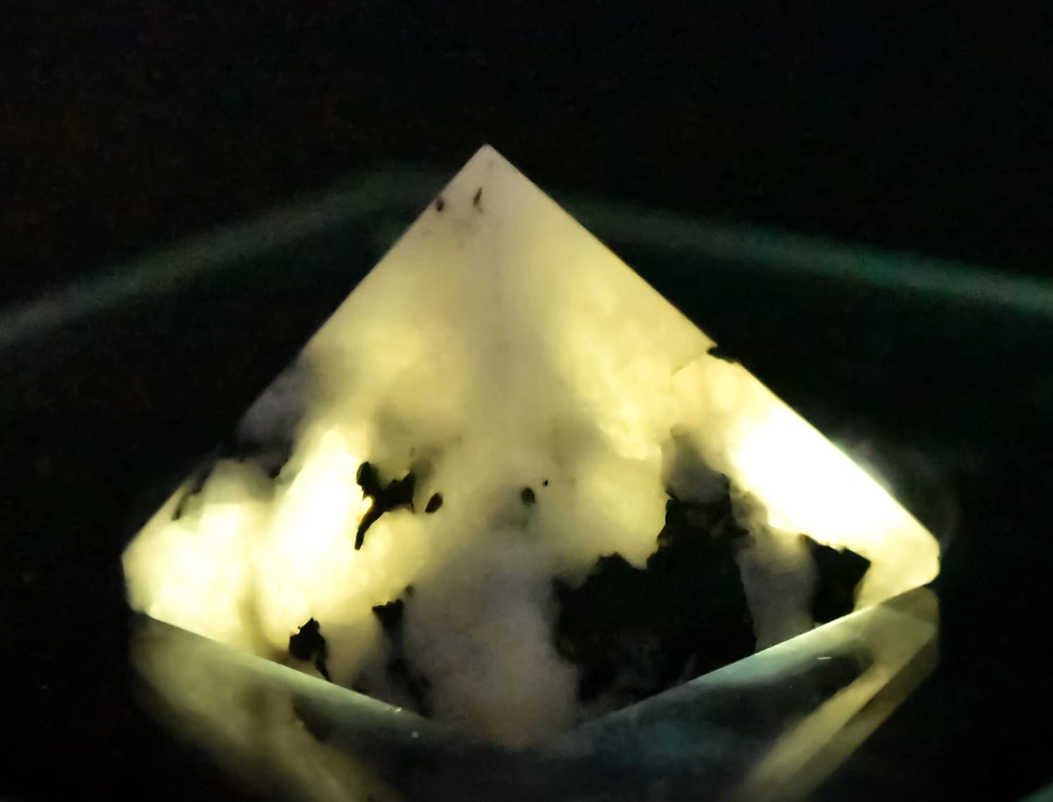 HQRP Rainbow Moonstone Pyramid Natural Decor Specimen India