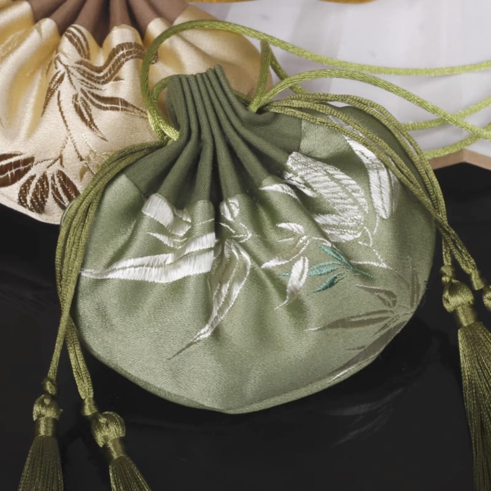 10cm Antique Style Embroidered Fragrant Sachet Pendant