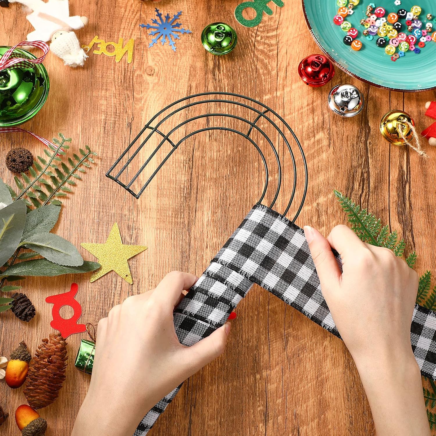 Patelai 6 Piece Candy Cane Wire Wreath Frame 16 Inches