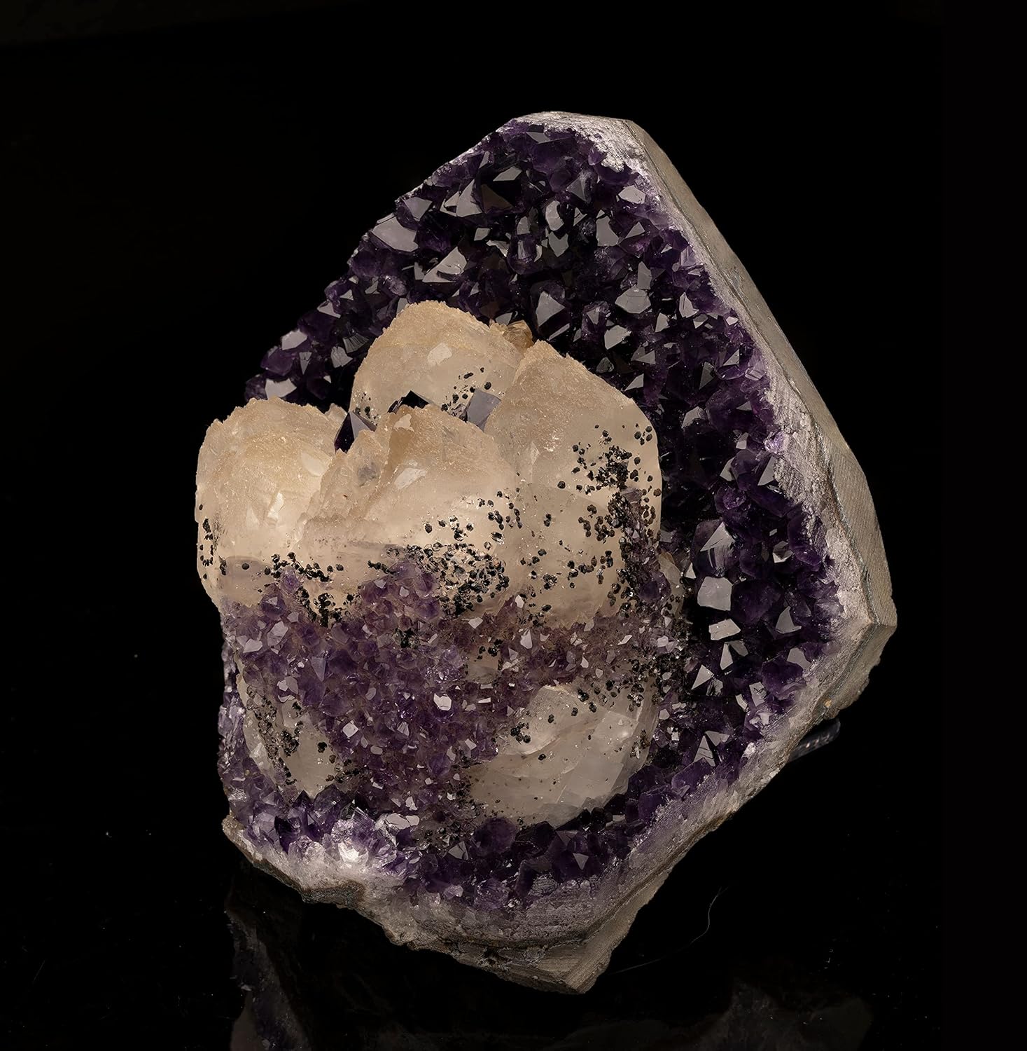 Ag Minerals Calcite On Amethyst Fountain Stone